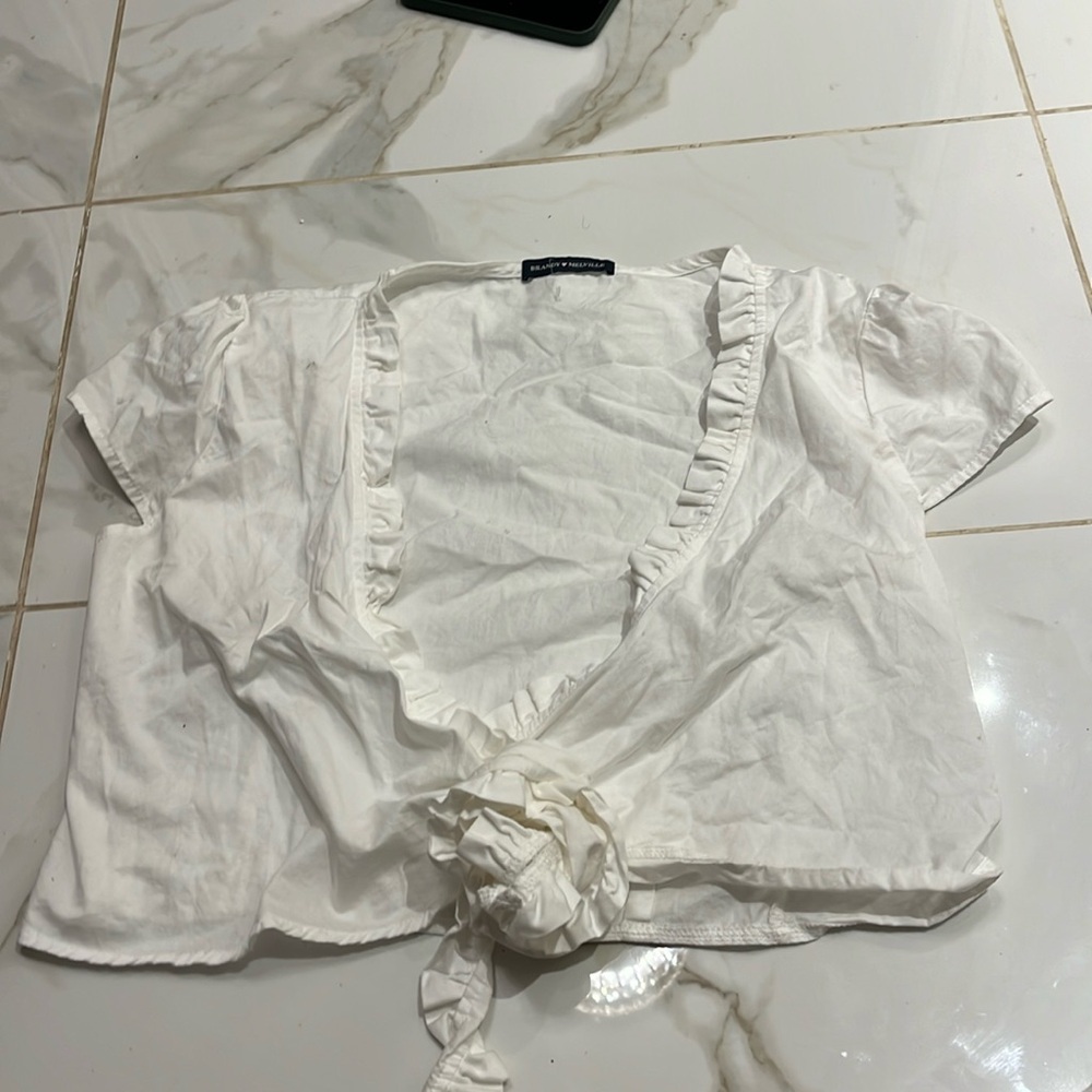 White tie shirt